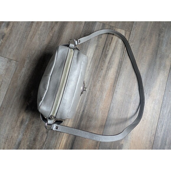 Coach Campbell Turnlock Crossbody Camera Bag Silver With Silver Hardware F24843 - Picture 6 of 9